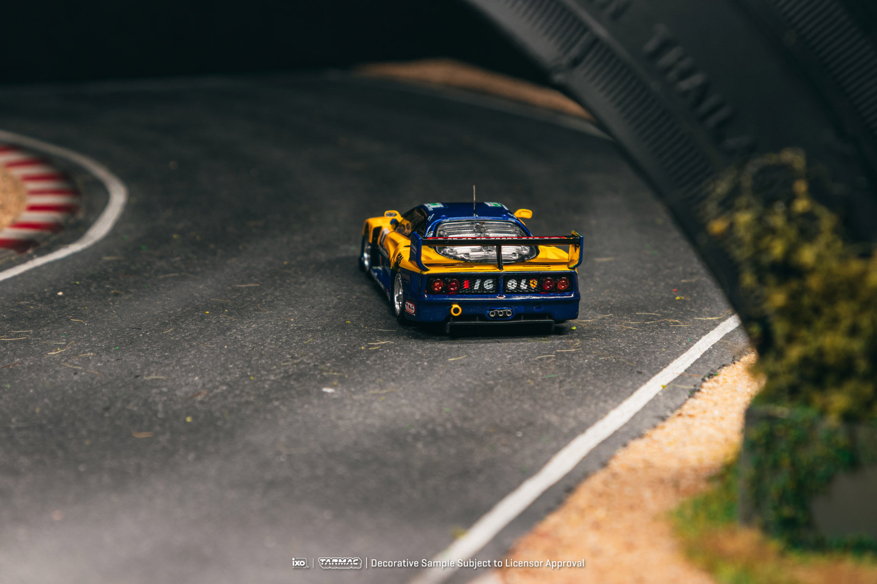 In Stock TW 1:64 Ferrari F40 G - Die Cast Car 1 64 评论和价格